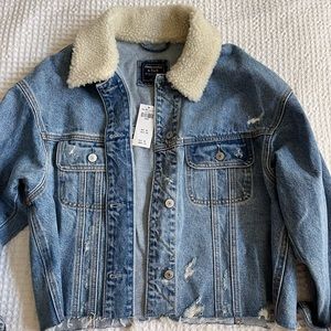Cropped Denim jacket